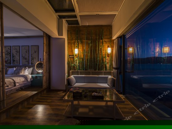 精品海景特色大床房