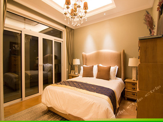 独栋5居室湖景别墅