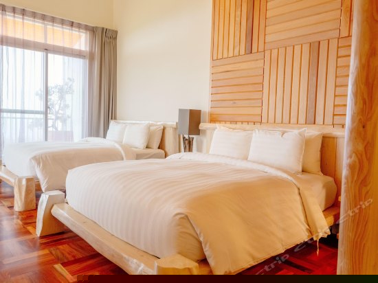 星光豪华四人房