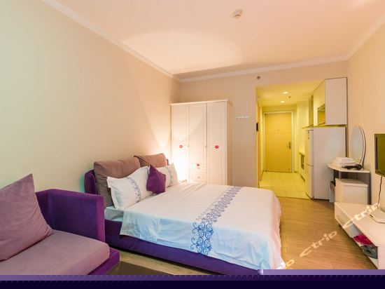 温馨套间大床房