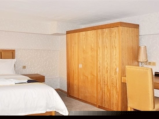 复式园景家庭休闲房