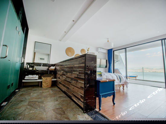 二楼海景阳光露台房（二号院）