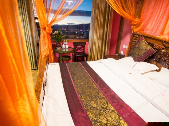 观景蜜月大床房