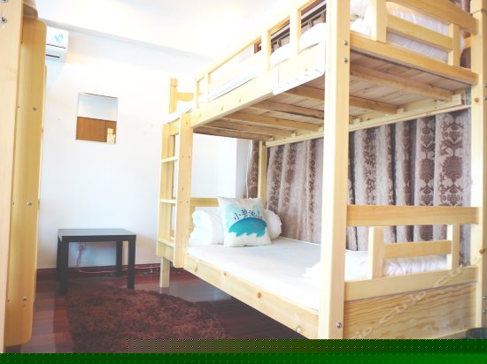 幺妹鱼塘四人间(床位)