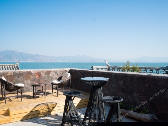 苍山洱海月特级套房