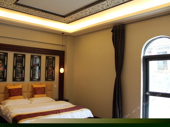 二楼露天阳台海景房