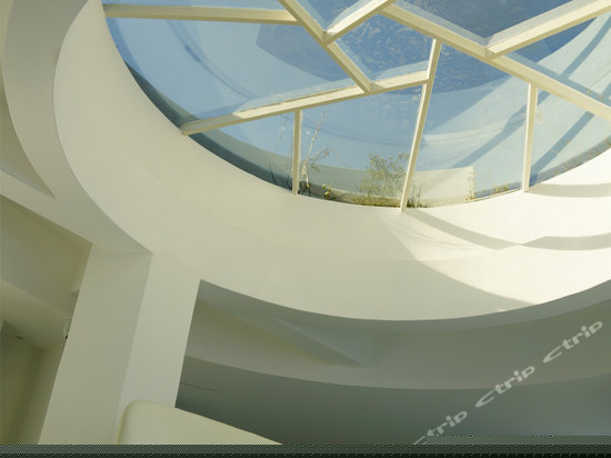 月瞳-浪漫海景圆床房