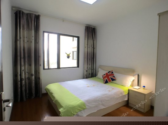 96平米2室居家套房