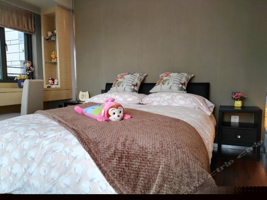 一室一厅双床房