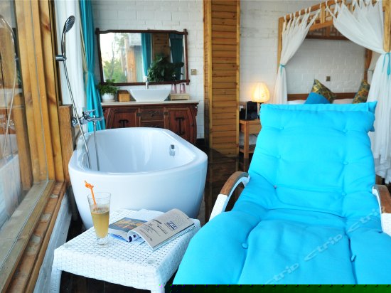 私享海景星空浴缸大床房-斗亚兰