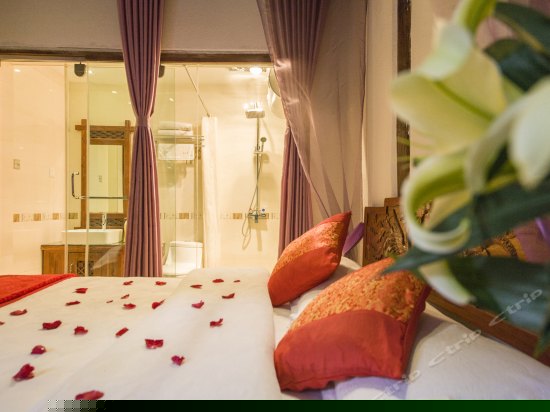 101镜花水月 大床房