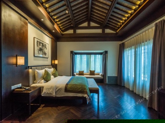 天域山顶总统别墅