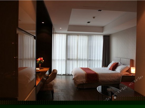 商务城景大床房