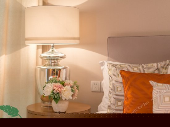 精装海景大床房