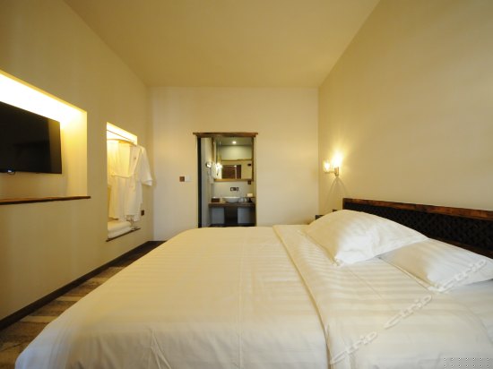 此喜二楼阳台大床房