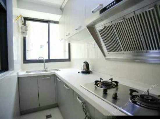 精装三房一厅家庭套房