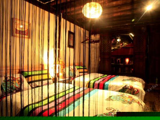 玫瑰豪华双床房