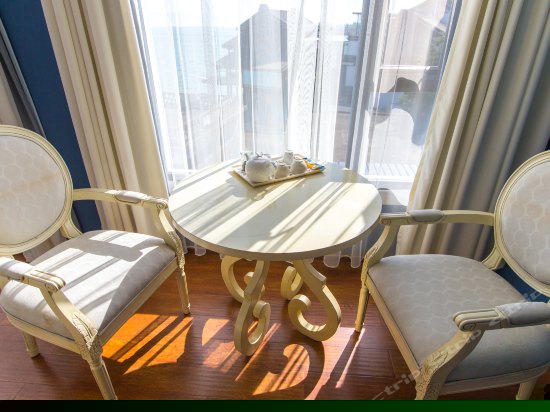 豪华海景浴缸房