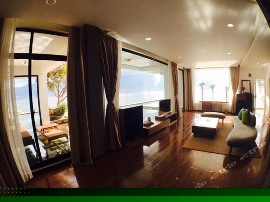 悦湾-无边水景套房