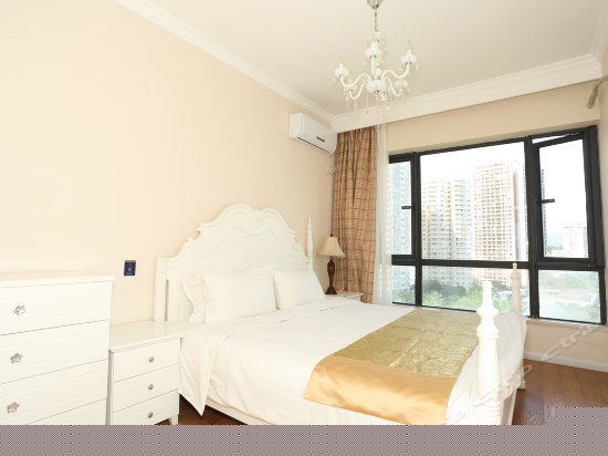 高级海景三卧套房