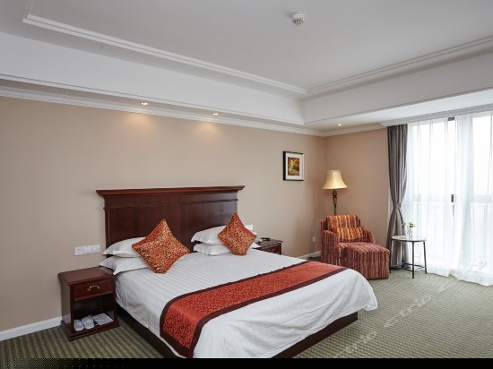 高级大床房