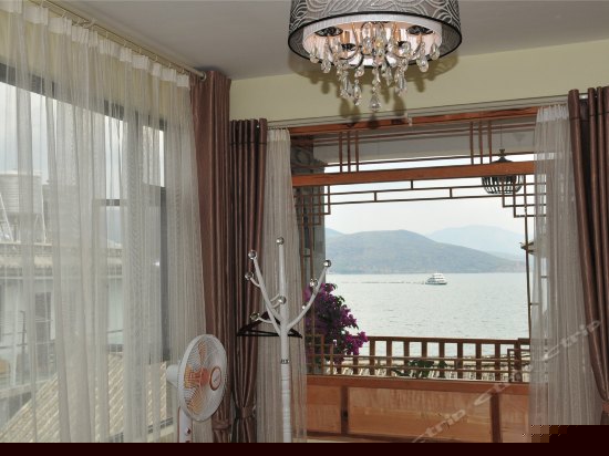 海云天海景大床房