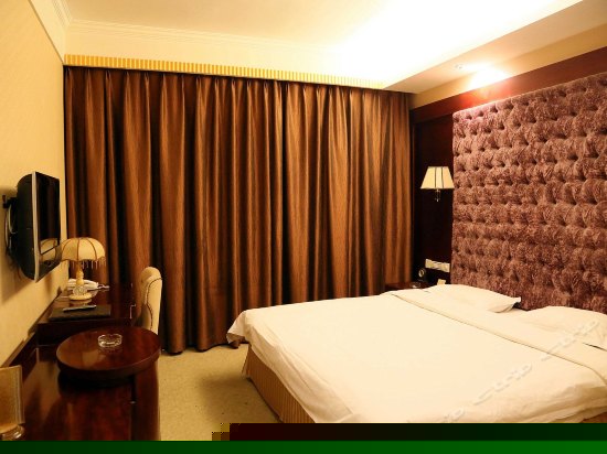 大床间（无窗）