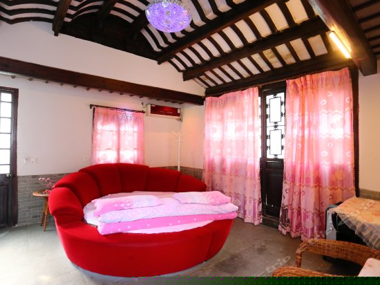 月阁独栋环河庭院大圆房