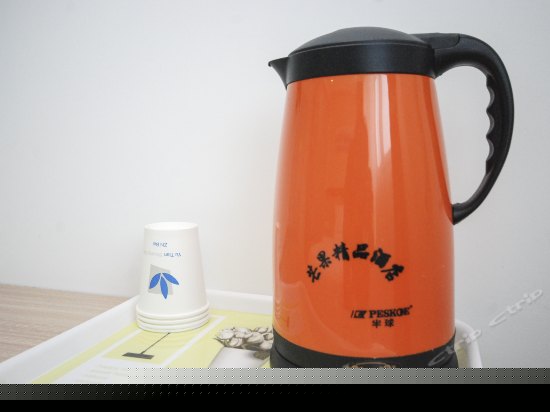 普通大床房（无窗）