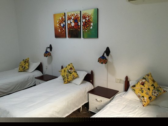 室外独卫三人间C