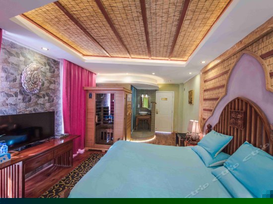 海景露台浴缸桑拿房2层