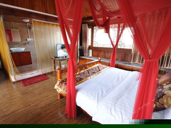 豪华蜜月大床房（三忘屋）