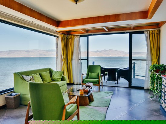 复式双面海景大床房