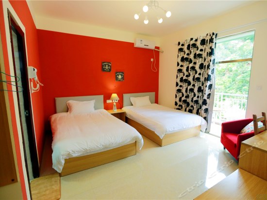 贝壳沙滩店-阳台双床