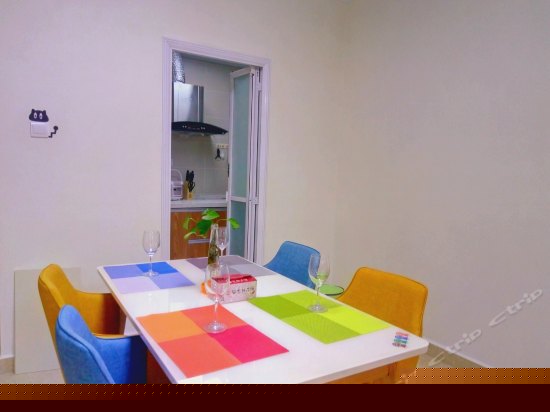 简欧现代艺术海景套房