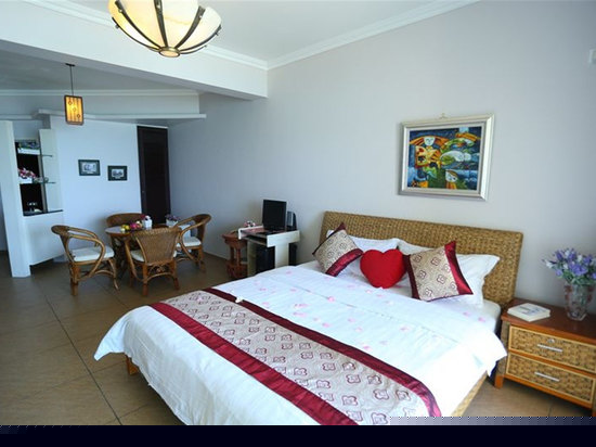 电脑豪华海景大床房