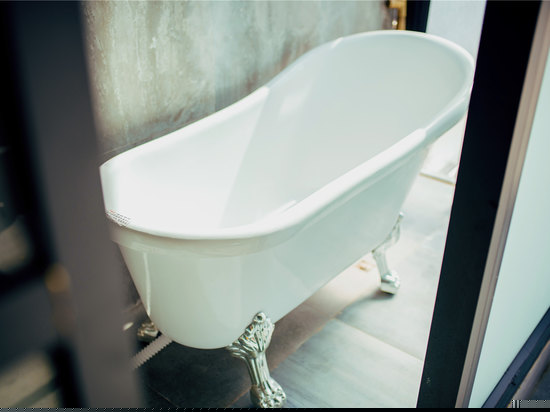 浴缸星空阁楼海景房