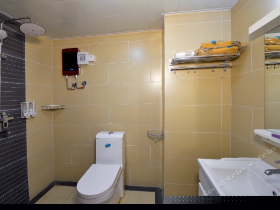 阳台吊椅豪华双床房