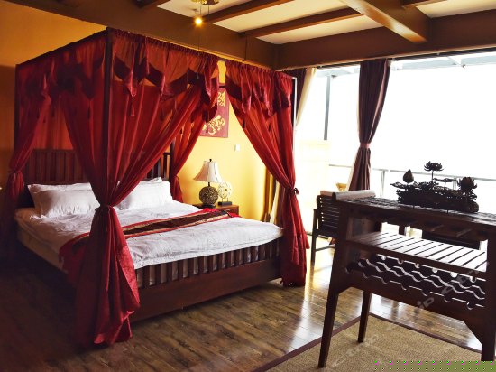 豪华海景蜜月套房