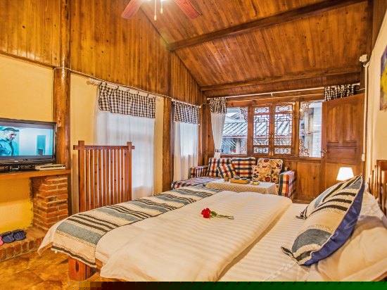 红尘梦豪华大床房