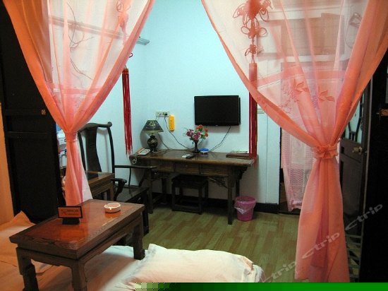 花好月圆龙凤房