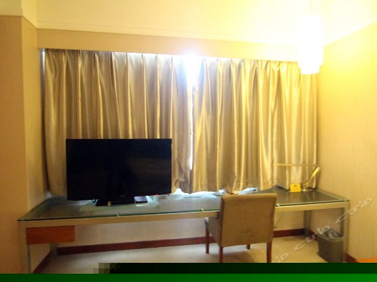 豪华商务大床间