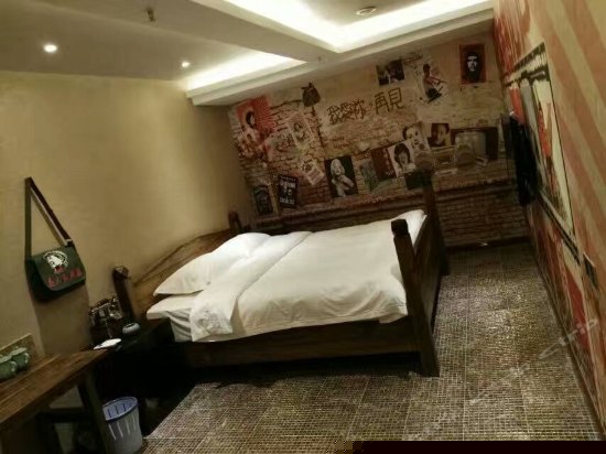 精品主题大床房