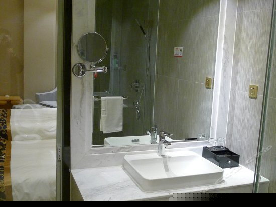 安静双床间(无窗)