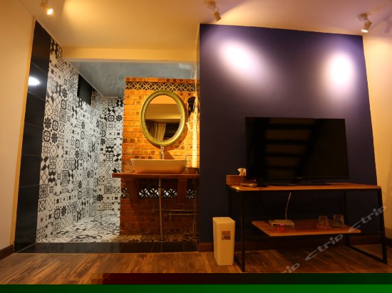 阳光复式大床房