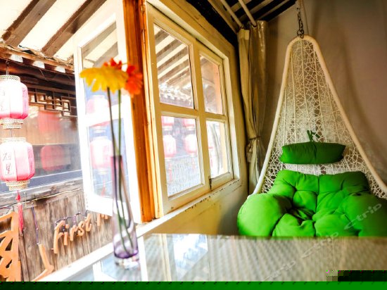 静水飘云（带独立阳台）