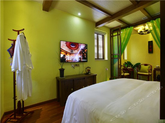 水韵豪华大床房