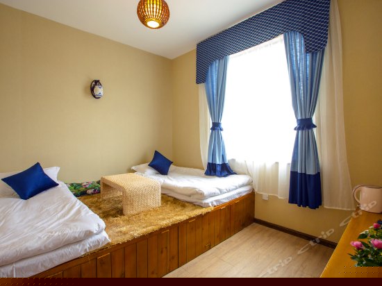 三楼榻榻米双人间