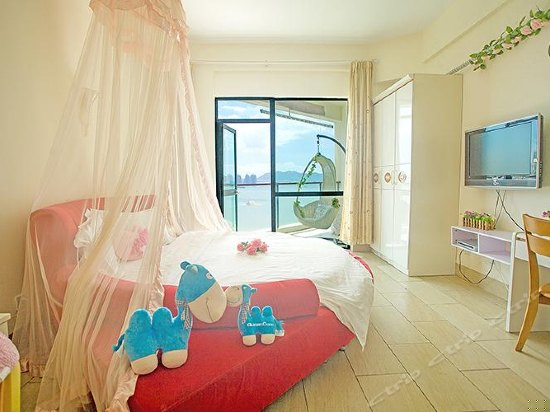 兰海二期豪华海景子母床房