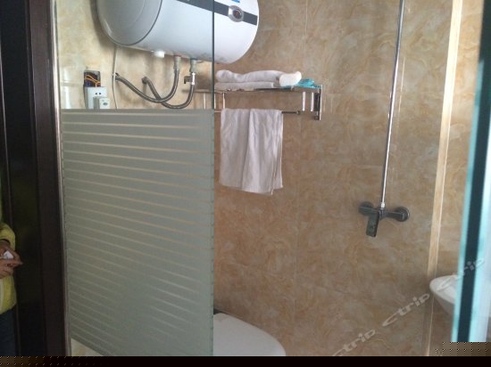 标准间（一张床）